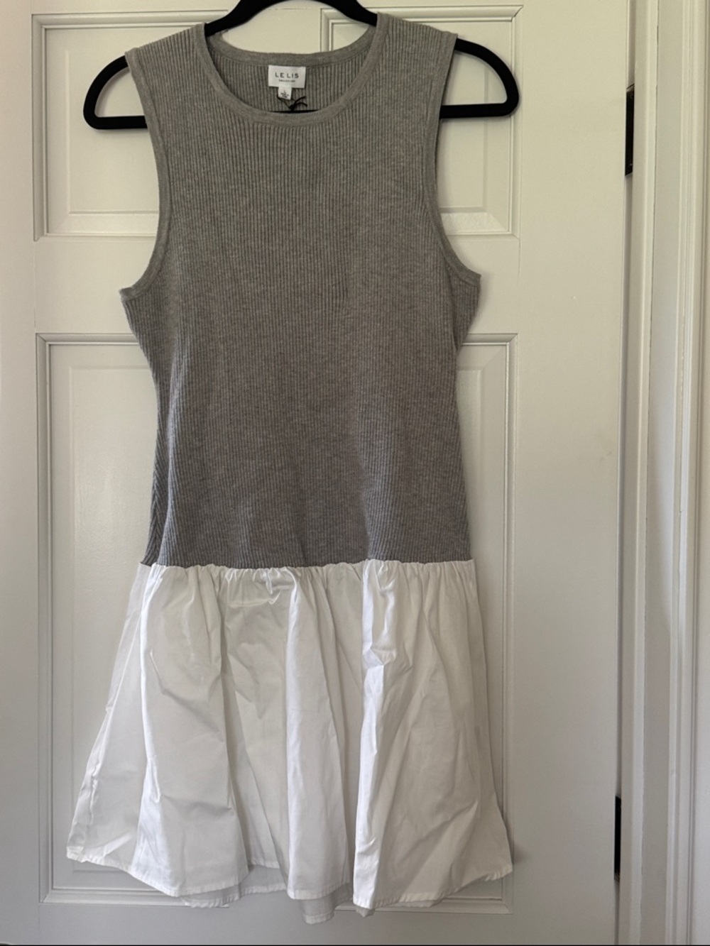 Le Lis Gray Sleeveless Ribbed Knit Top with White Gathered Skirt